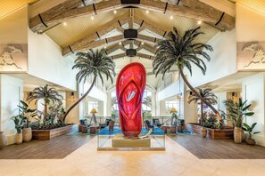 Interior - Sunshine & Splash Cottage with Private Pool Near Disney with Margaritaville. (Kissimmee)