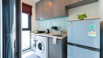Condo, 1 Bedroom, Accessible, Private Pool | Laundry