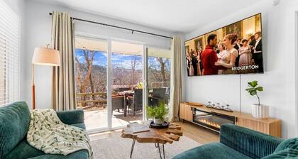 2BR Creekside Branson Condo w/Bunk, Balcony, Pools, Gym & Resort Access~Sleeps 8