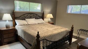3 bedrooms, iron/ironing board, free WiFi, bed sheets