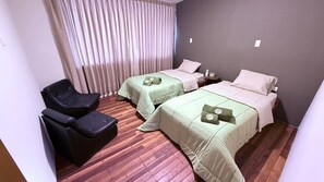 Room - Vrbo Property (Shapaja)