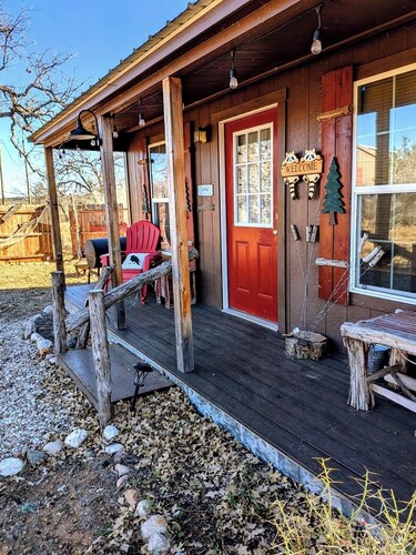 Tippy Canoe -  Cabin in Texas Hill Country close to beautiful Llano river