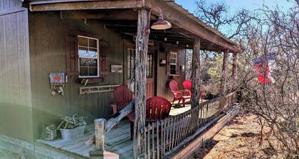Texas Our Texas - Cabin in Texas Hill Country right by Llano River