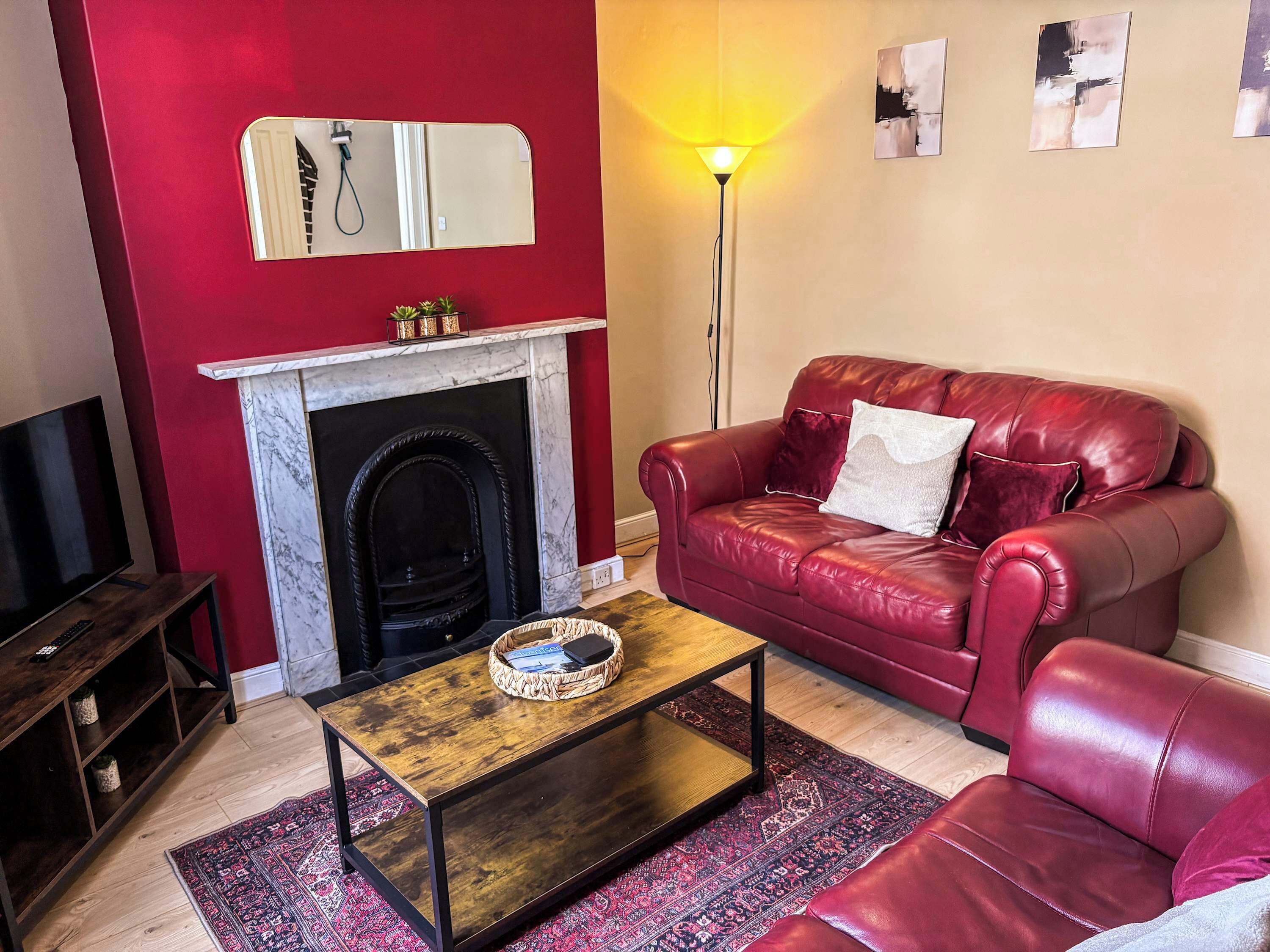 TV, fireplace, offices