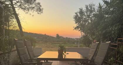 Vacation home in Calabria with sea and mountain views, family-friendly, quiet