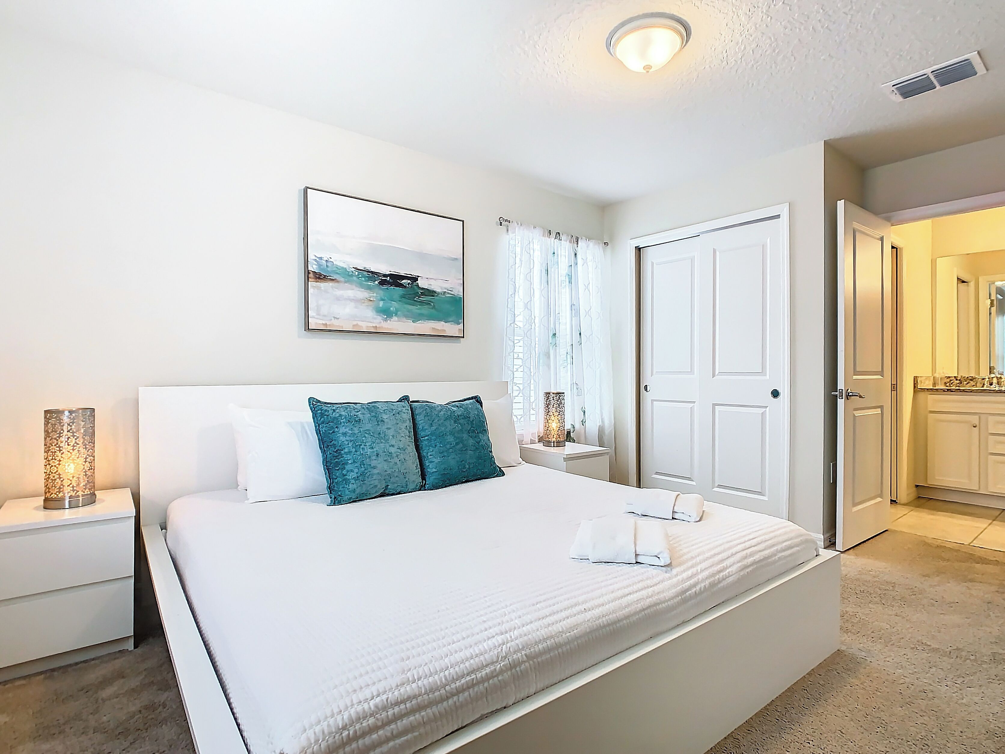 7 bedrooms, iron/ironing board, WiFi, bed sheets