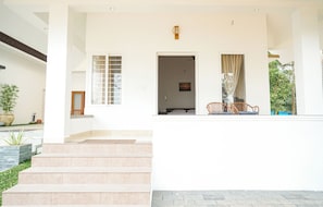 Terrace/patio - River Suite with River View (Kochi)