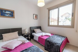 3 Schlafzimmer, Bügeleisen/Bügelbrett, WLAN, Bettwäsche