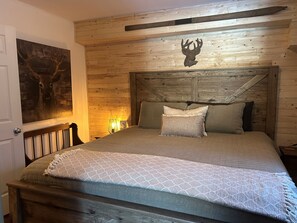 3 bedrooms, free WiFi, bed sheets - Chalet La Félicita, enchanting waterfront. (Saint-Adolphe-d'Howard)