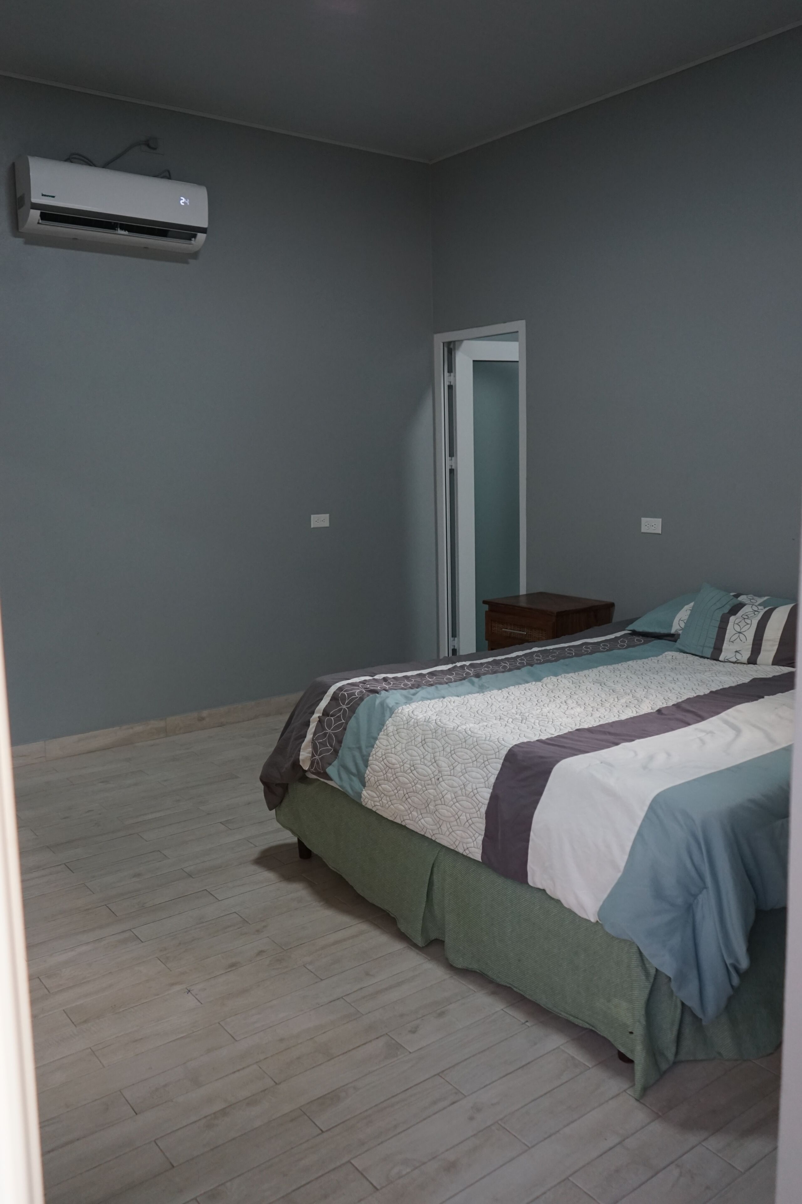 3 chambres, Wi-Fi, draps fournis