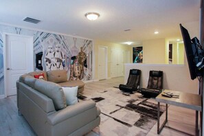 Interior - Spacious family getaway in Champions Gate Resort (Davenport)