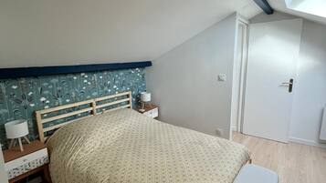 2 chambres, fer et planche Ă repasser, Wi-Fi, draps fournis