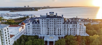 Avantstay Grand Grove度假村附海灘通道、泳池、高爾夫、網球及步行至Baytowne Wharf
