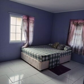 Iron/ironing board, WiFi, bed sheets - 3-bedroom,2 bath apartment perfect for family vac.with AC in quiet, area
 Balata (Balata)