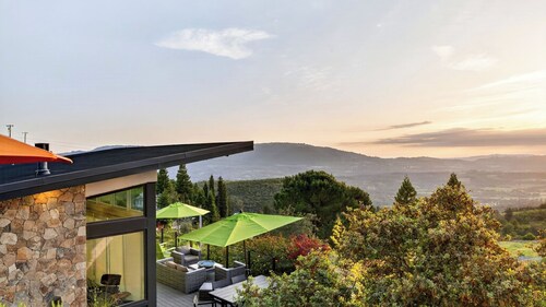 Trinity Vista by Avantstay Private Dual-zone Spa + Fire Pit + Outdoor Dining + Views Sonoma Wine Country