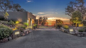 House (1 Bedroom) | Interior - Trinity Vista by Avantstay Private Dual-zone Spa + Fire Pit + Outdoor Dining + Views Sonoma Wine Country (Glen Ellen)