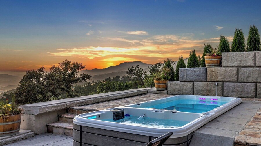 Trinity Vista by Avantstay Private Dual-zone Spa + Fire Pit + Outdoor Dining + Views Sonoma Wine Country