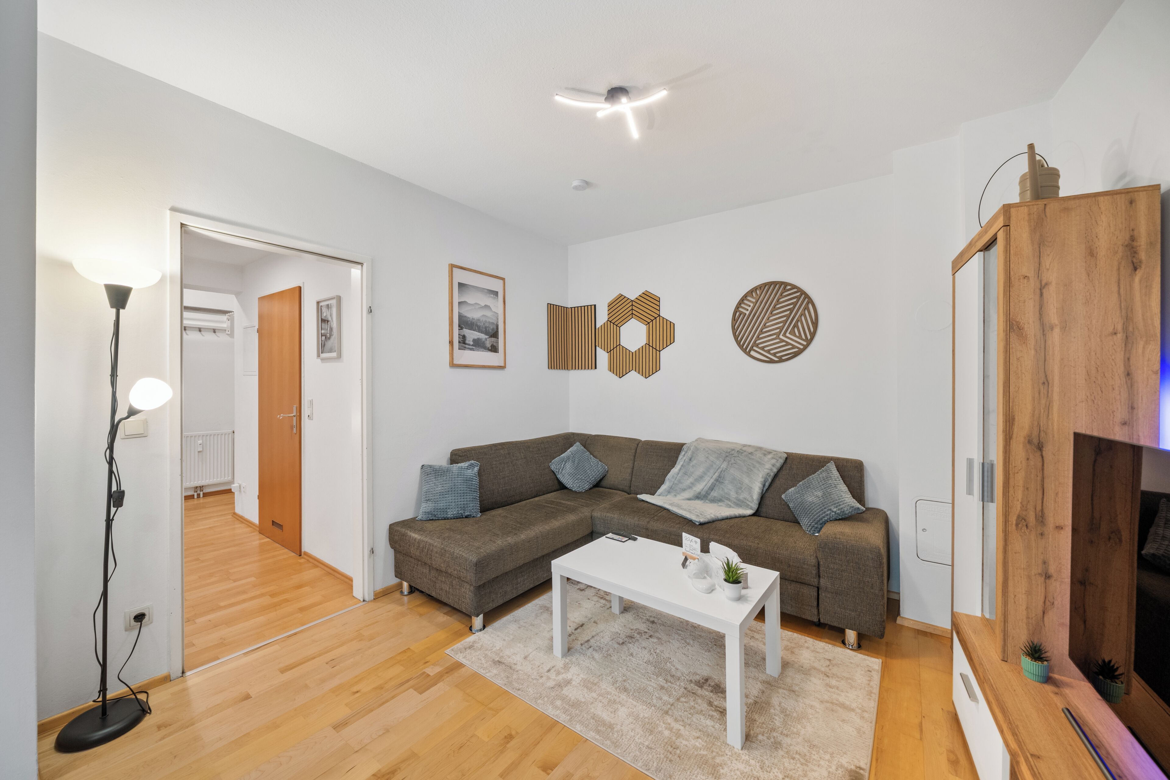 Cozy Apartment Near Airport & City Center With Private Garden - Schwechat