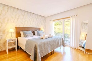 Iron/ironing board, free WiFi, bed sheets - Garden Hill Haven Old Town & Sea View by BeCherish (Albufeira)