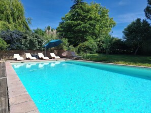 Pool - Renovated farmhouse loft near Toulouse (15 people) (Verfeil)