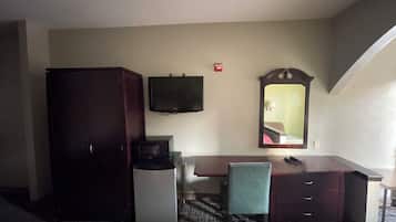 Standard Double Room, Garden View | Interior