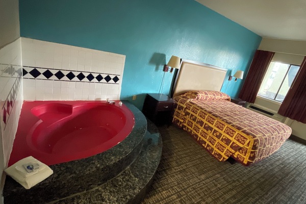 Standard Suite | Free WiFi