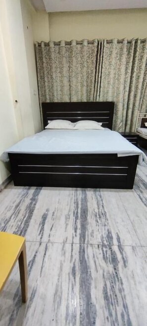 Iron/ironing board, free WiFi - Hotel Sanskruti  (Nagpur)