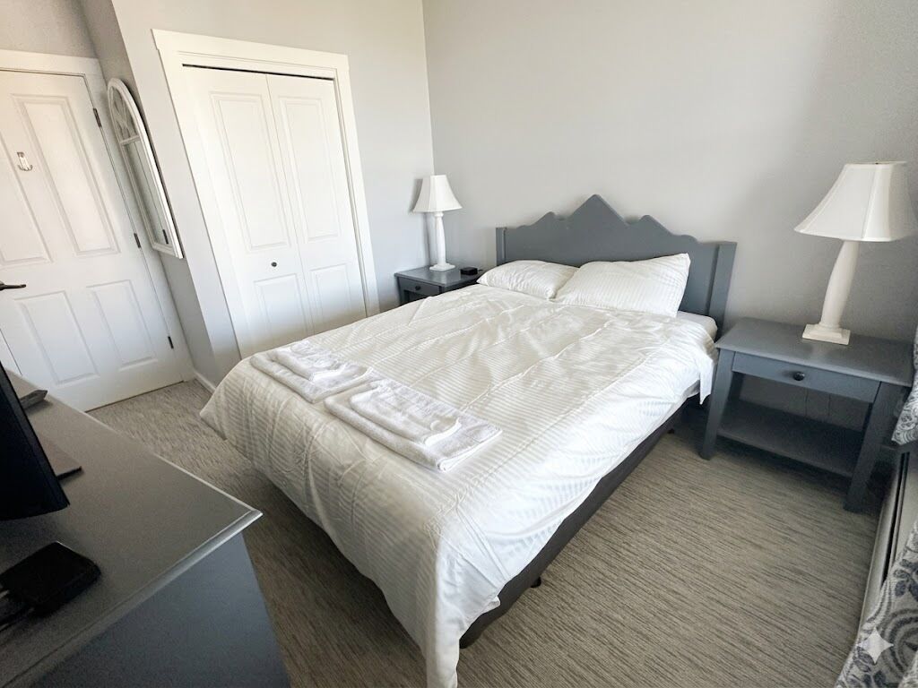 2 dormitorios, tabla de planchar con plancha, wifi y ropa de cama