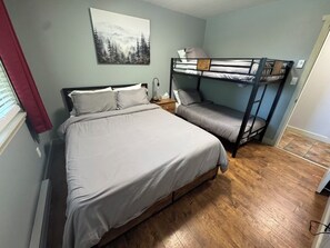 WiFi, bed sheets