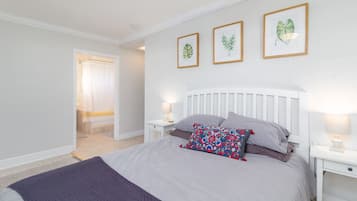House (3 Bedrooms) | 3 bedrooms, iron/ironing board, bed sheets