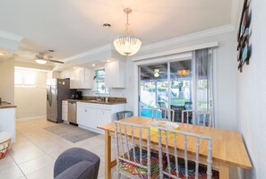 House (3 Bedrooms) | Dining room - 204 Jefferson Ave (Cape Canaveral)