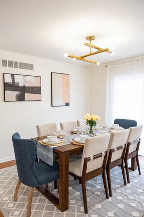 Dining - 3BR Beach House for 8 Game Room & Fire Pit (Rehoboth Beach)