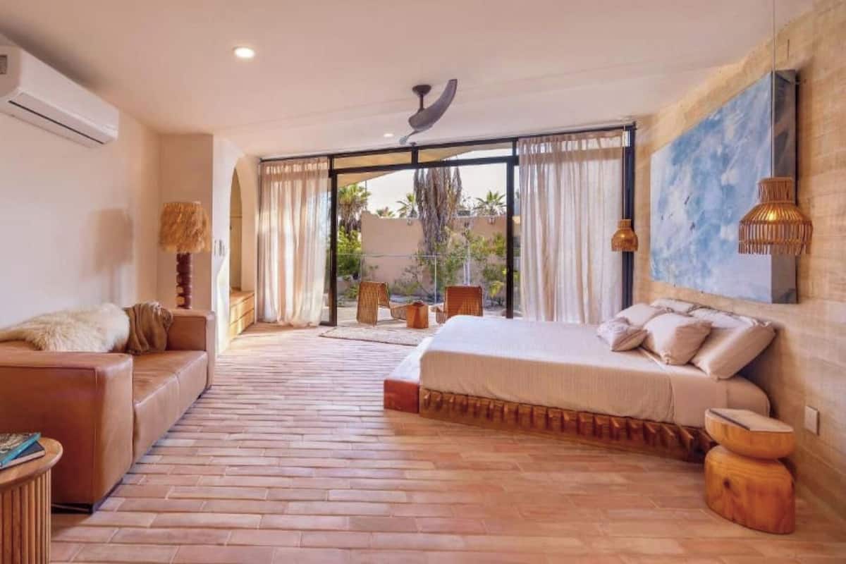 Luxury Double Room, Patio, Garden View | Free WiFi, bed sheets