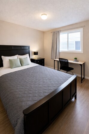 4 chambres, Wi-Fi gratuit, draps fournis