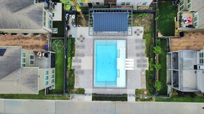 Udendørs pool