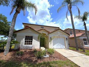 Exterior - The Private Splash Oasis (Haines City)