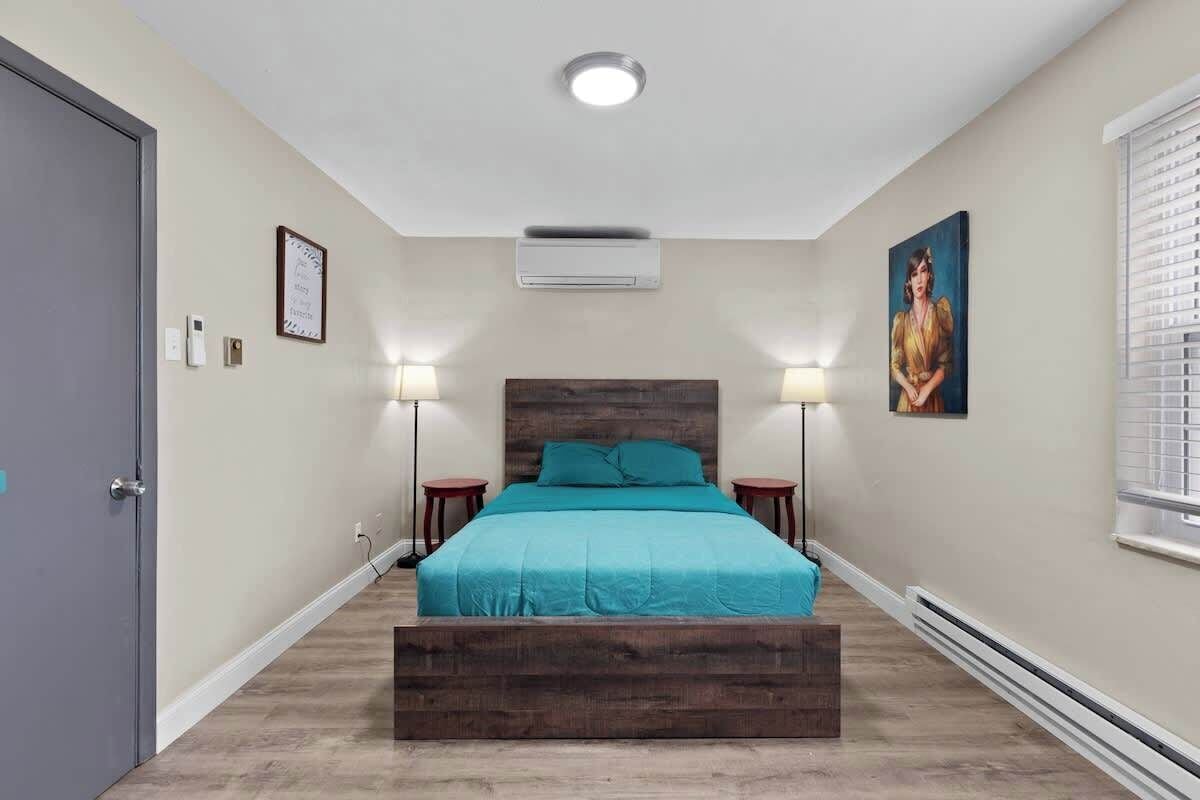 1 chambre, fer et planche à repasser, Wi-Fi, literie fournie