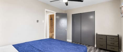 1 bedroom, iron/ironing board, WiFi, bed sheets
