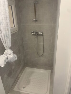 Hair dryer, towels, soap - Studio apartment (Sospel)