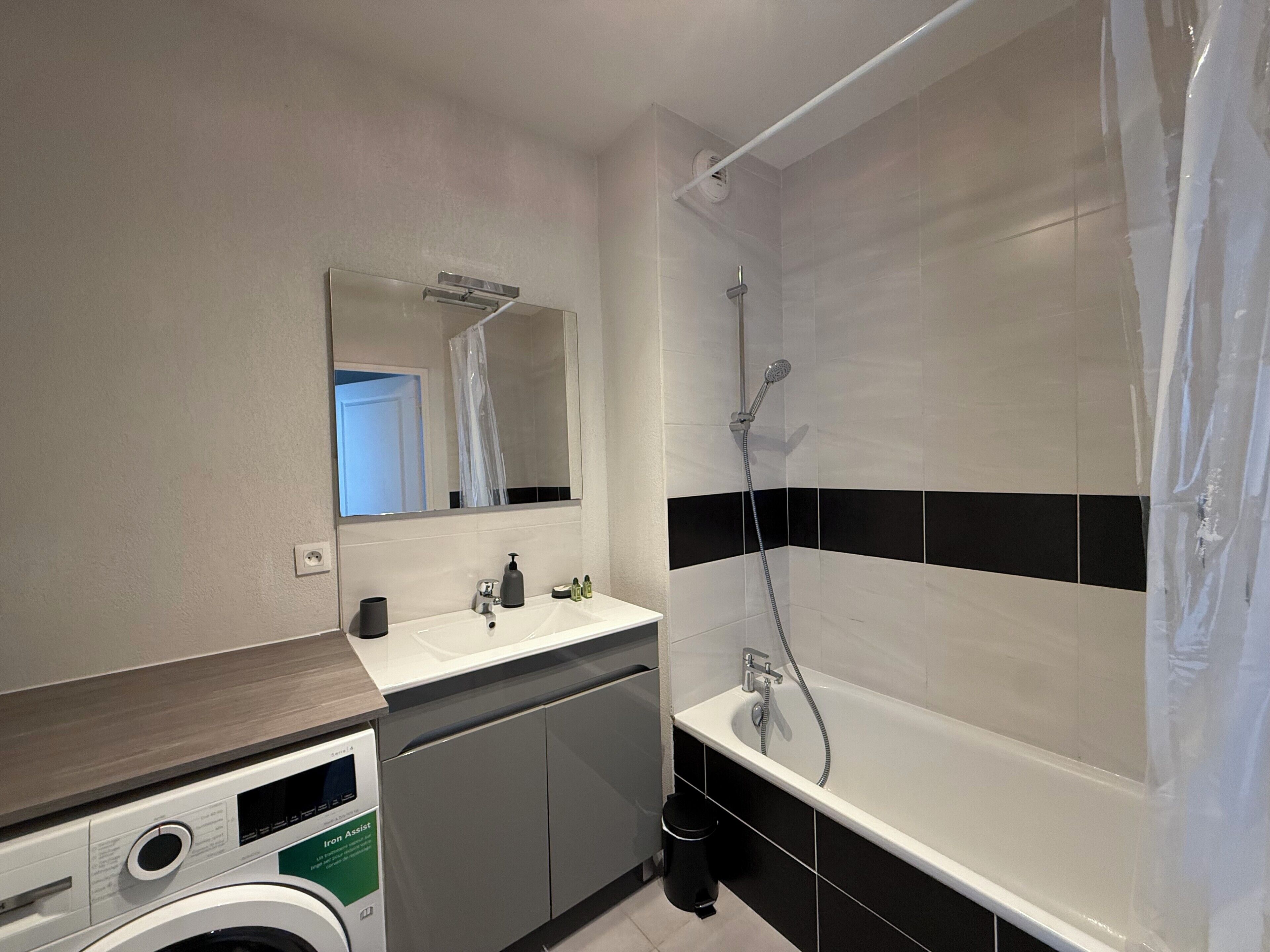 Hair dryer, towels