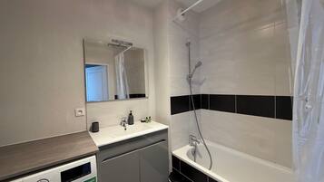 Hair dryer, towels