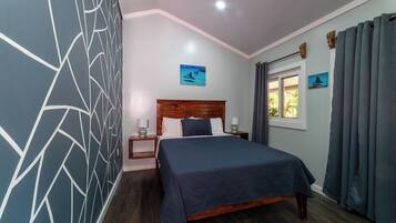 Suite estudio superior, vistas al jardín | Ropa de cama de alta calidad y mobiliario individual