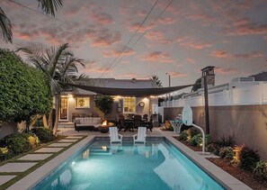 Pool - 3 bedroom & 2 bathroom home in Glendora, CA with a pool and spa/hot tub (Glendora)