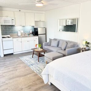 Interior - Corner Unit Studio with Free Parking, Walk to Beach.  Entire Condo in Waikiki. (Honolulu)