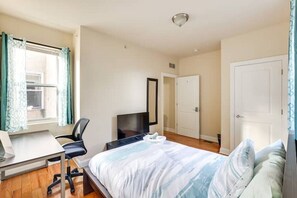 5 chambres, fer et planche à repasser, accès Internet, draps fournis