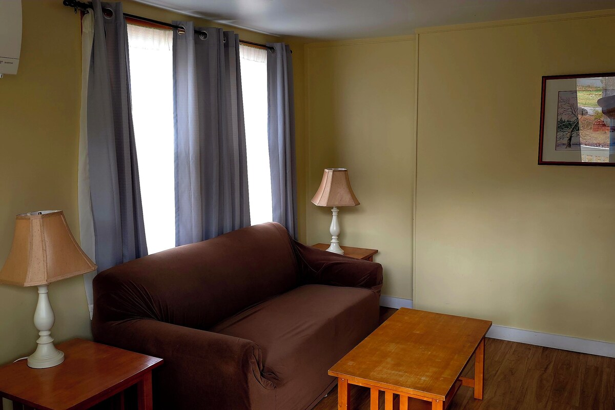 جناح - عدة أسرّة - بمطبخ - منظر للحديقة (Family Suite 1st Floor)