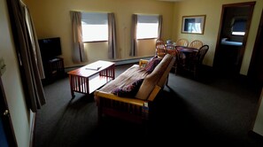 Apartment, Multiple Beds, Kitchen, Garden View (Suite 2nd Floor) | Living area - Wilson Lake Inn (Wilton)