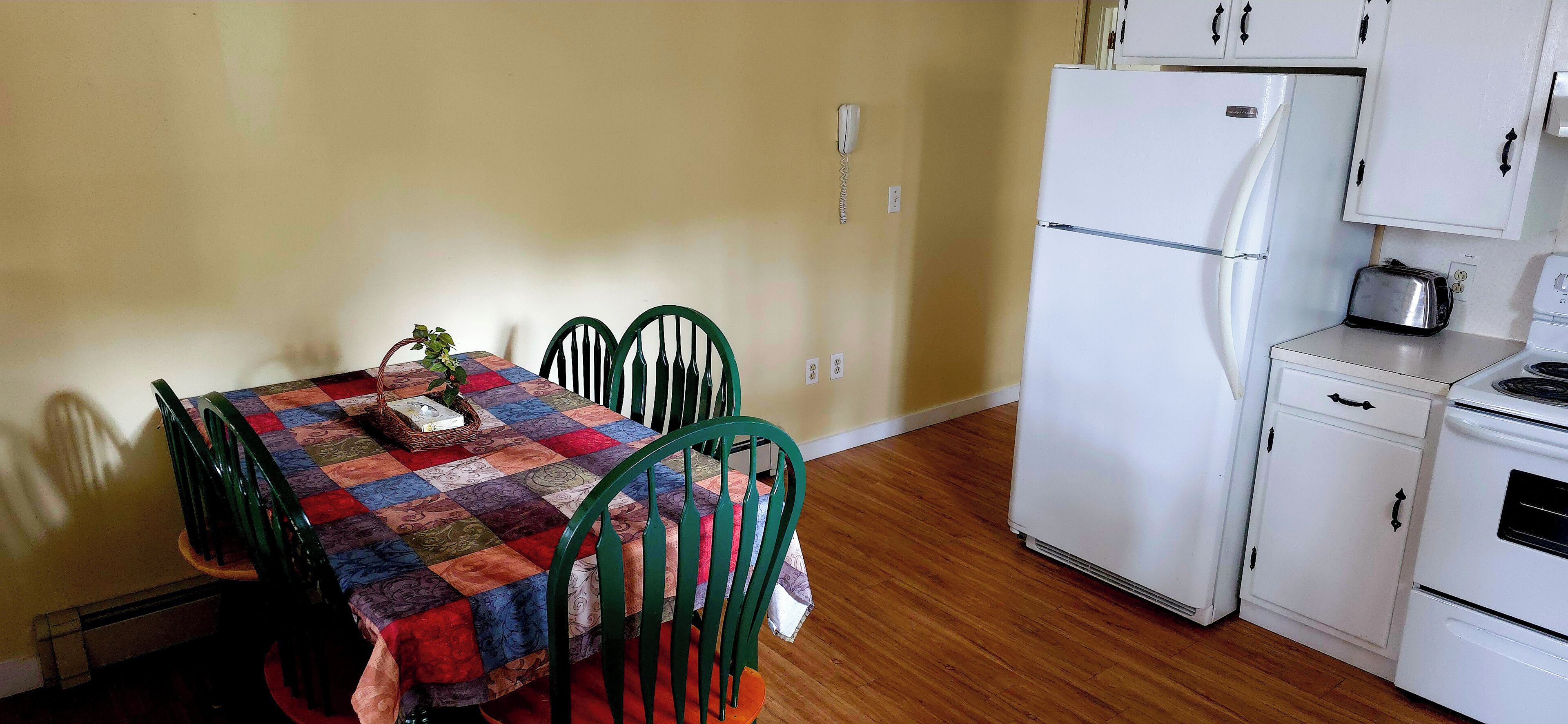Appartement, plusieurs lits, animaux de compagnie interdits, vue jardin (1st Standard Floor Rooms) | Cuisine privée