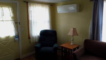 Apartment, Multiple Beds, Kitchen, Garden View (Family Suite 1st Floor) | Living area