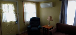 Apartment, Multiple Beds, Kitchen, Garden View (Family Suite 1st Floor) | Living area